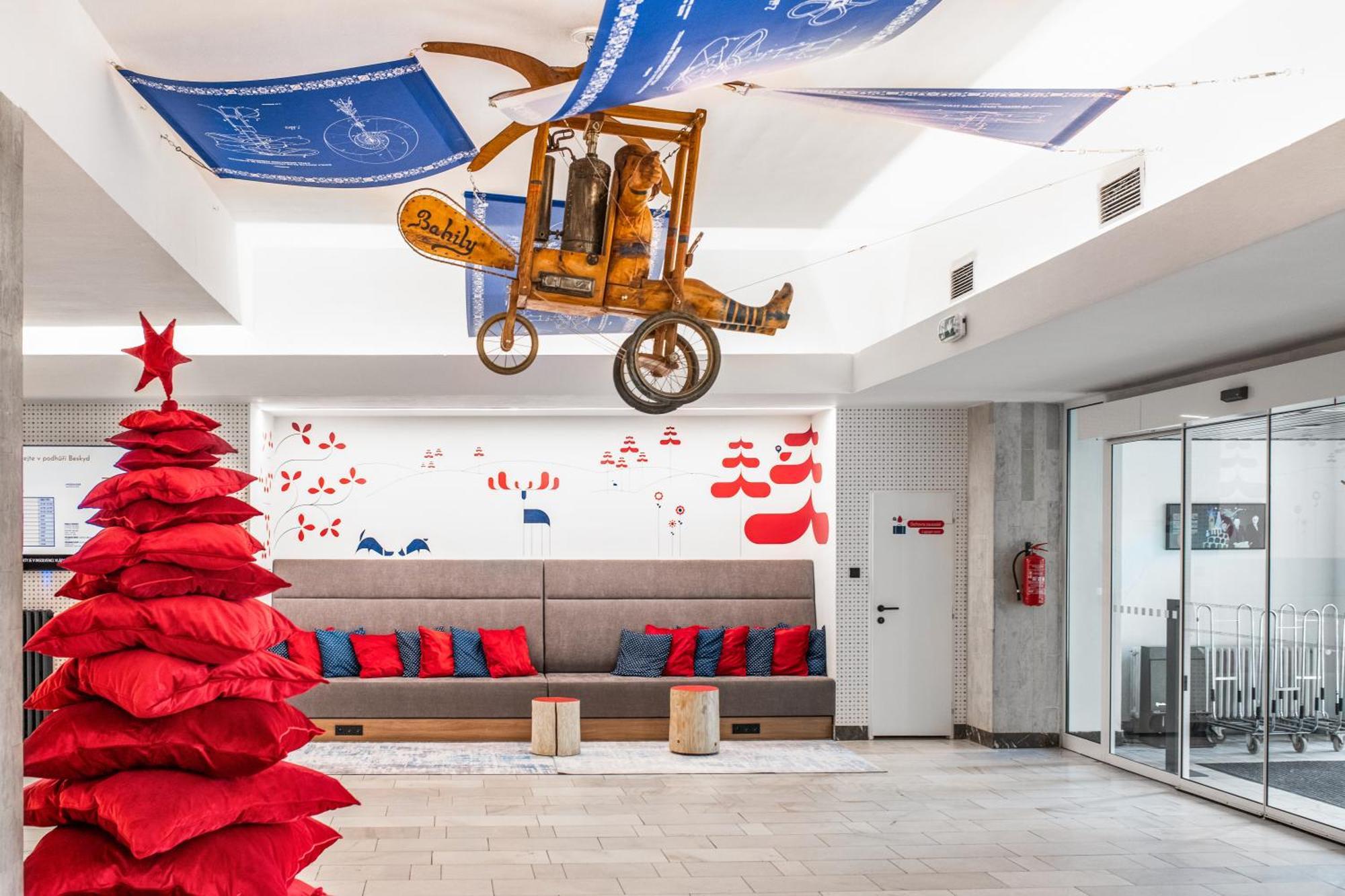 Ibis Styles Relax Roznov Pod Radhostem Hotel ภายนอก รูปภาพ