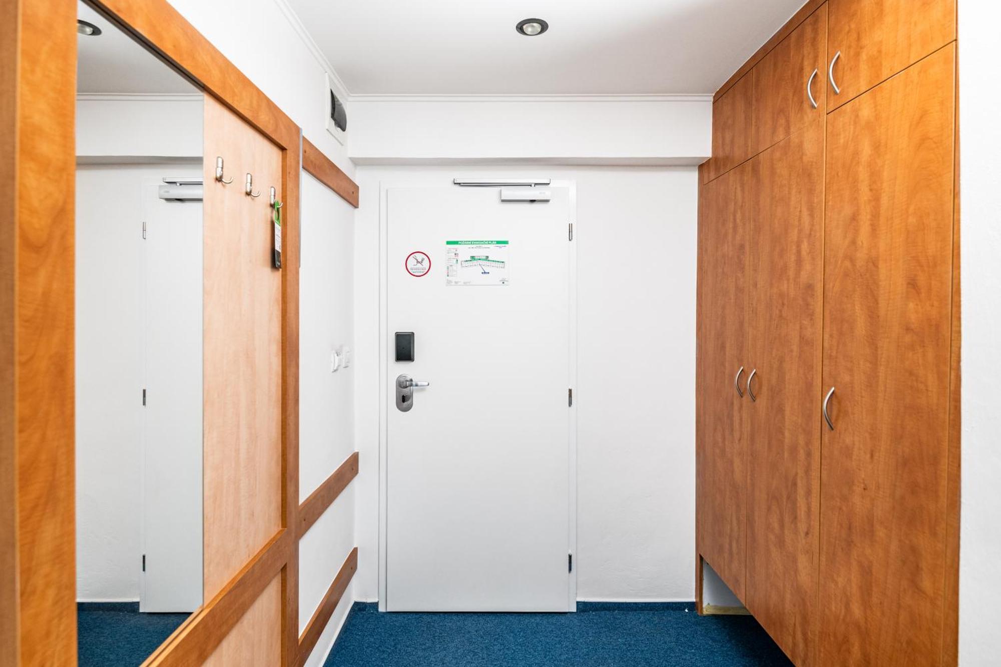 Ibis Styles Relax Roznov Pod Radhostem Hotel ภายนอก รูปภาพ